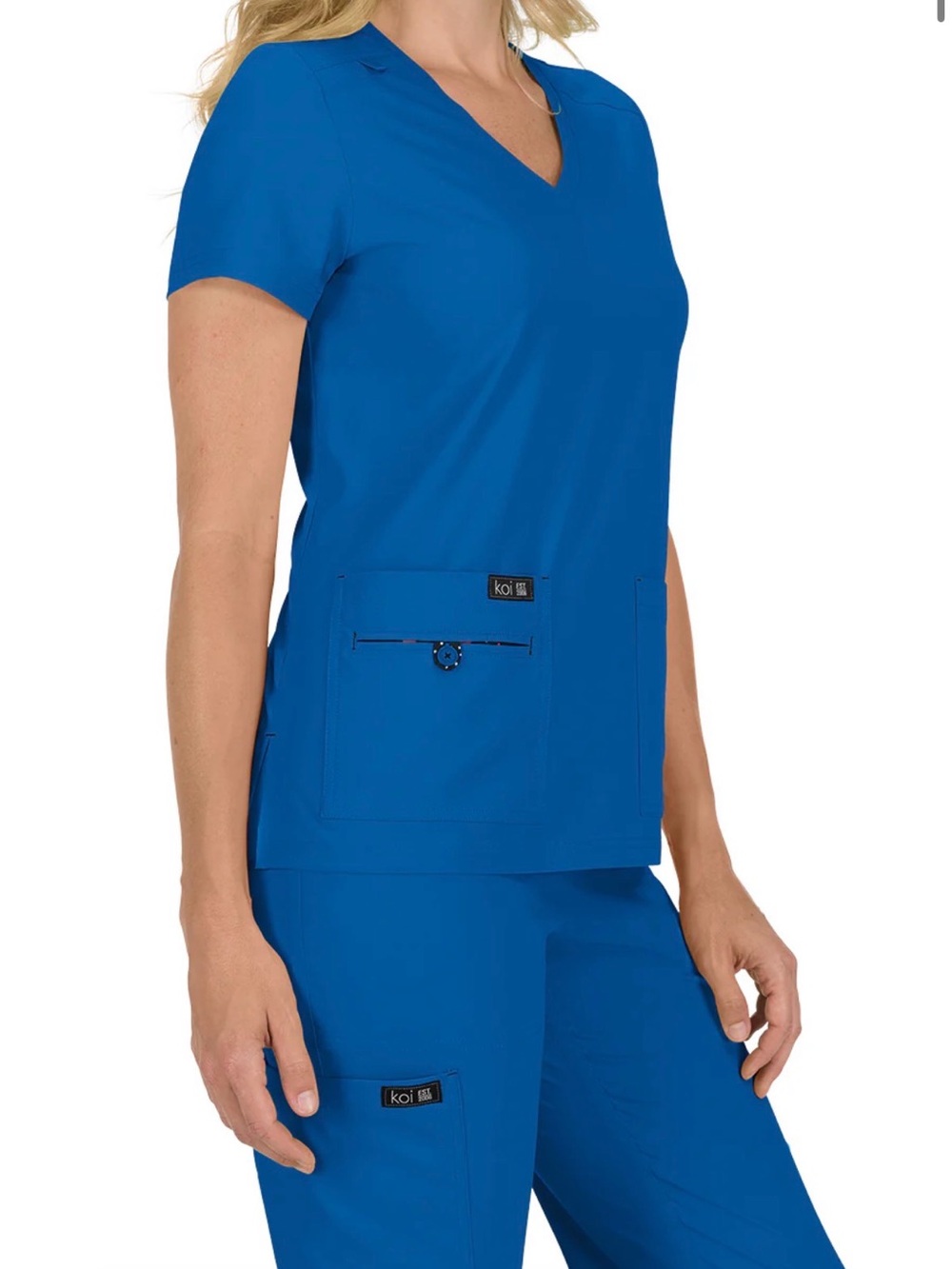 Women’s Koi Basics Royal Blue V-Neck Scrub Becca Top & Laurie Pant Set